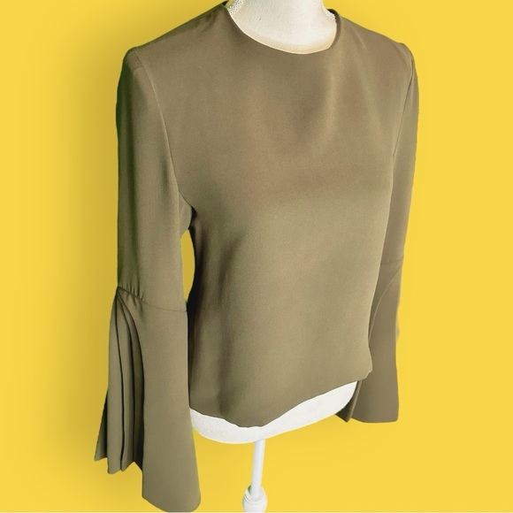 Brandon Maxwell Spring 2017 Collection Olive Green Layered-Sleeve Georgette Top - Picture 7 of 16